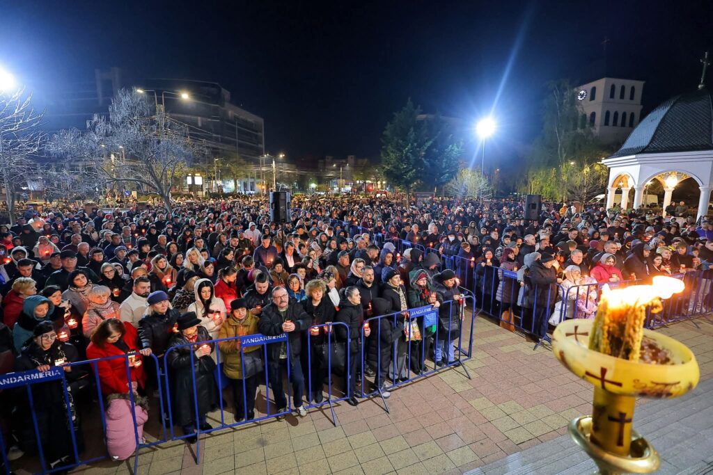 slujbă Înviere noaptea de Paști Buzău