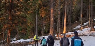 (VIDEO) Patru turiști, rătăciți în munți. Cum s-a încheiat misiunea jandarmilor montani