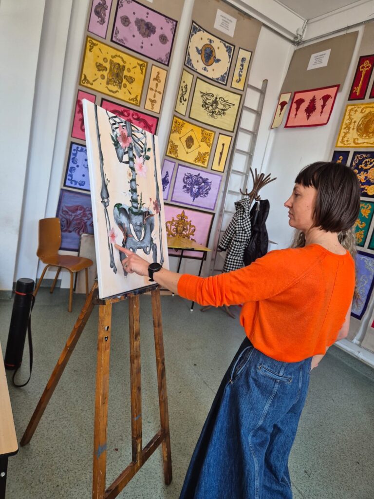 expoziție Forma Vieții Spitalul Județean Buzău, picturi inedite Liceul de Arte Buzău, picturi inedite spital Buzău