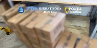 (VIDEO) Descinderi de amploare. Sute de produse contrafăcute, confiscate de poliţişti
