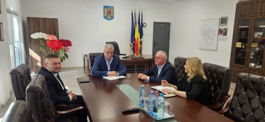 Cosmin Marian Lazăr director Cancelarie Prefectura Buzău, prefect Leonard Dimian ședințe Casa Albă