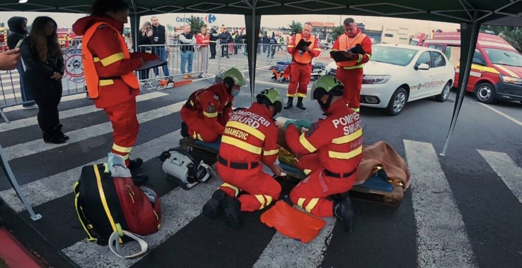 salvatori ISU Buzău competiție prim ajutor descarcerare