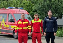 Băiețel născut în ambulanța SMURD. Povestea a devenit virală