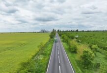 (VIDEO) Cum arată un tronson nou asfaltat pe DN 1B, în zona Săhăteni