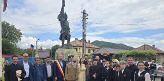CISLĂU. Localnicii, invitați la manifestările de Ziua Eroilor