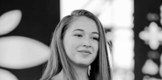 „S-a dus să cânte la Îngeri”. Andreea Micu a murit