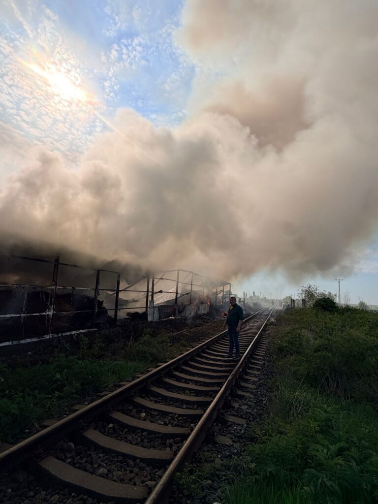 incendiu puternic Vernești