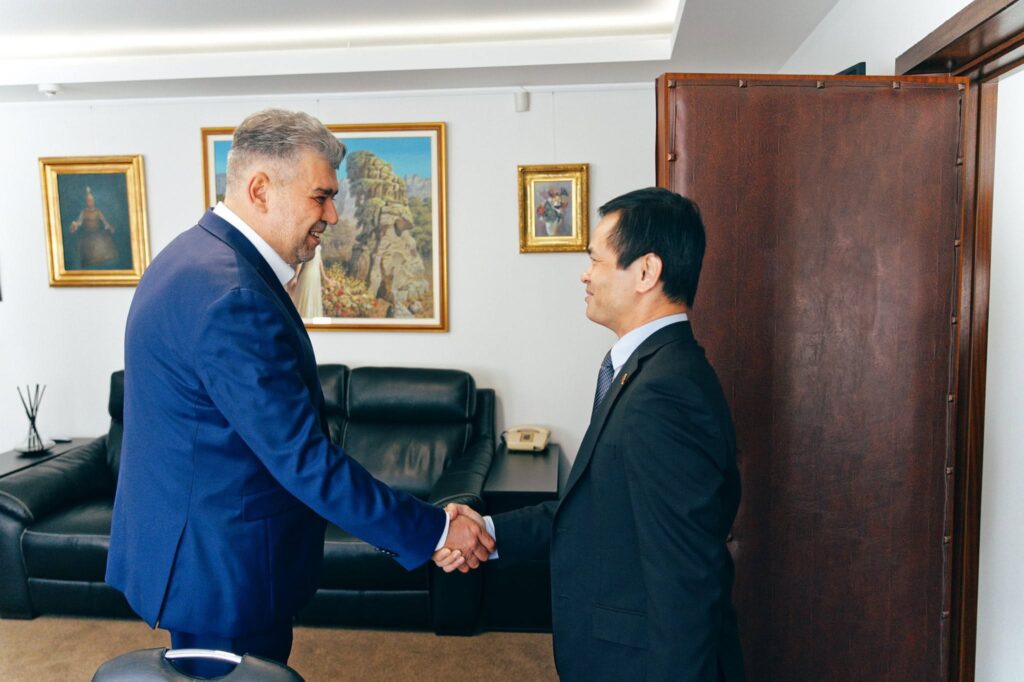(FOTO) Ambasadorul Vietnamului, întâlnire cu Marcel Ciolacu. Oportunități de colaborare 3 parteneriat Vietnam-Buzău, vizită Buzău ambasador Vietnam Marcel Ciolacu