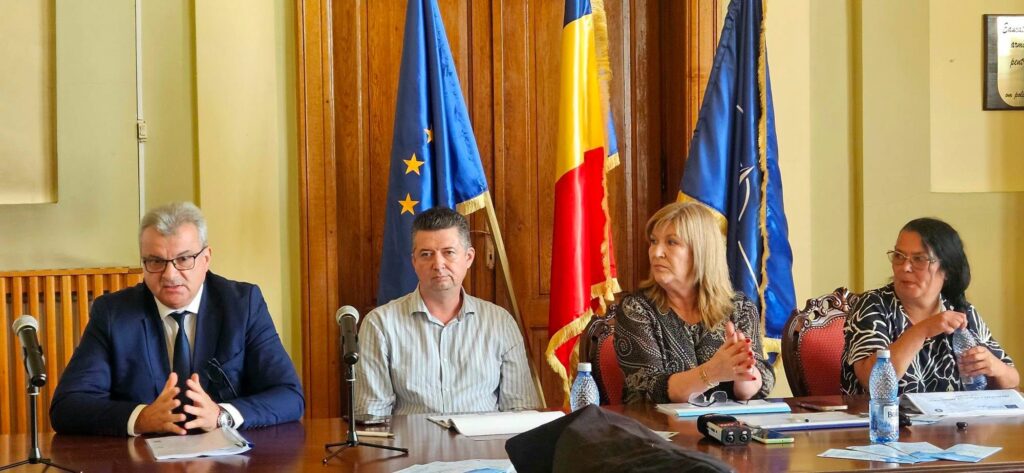 Compania de Apă Buzău, ing. Simona Săvulescu manager Compania de Apă Buzău, prefect de Buzău Leonard Dimian, proiect 350 milioane euro apă canalizare Buzău, stadiu proiect Companai de Apă Buzău