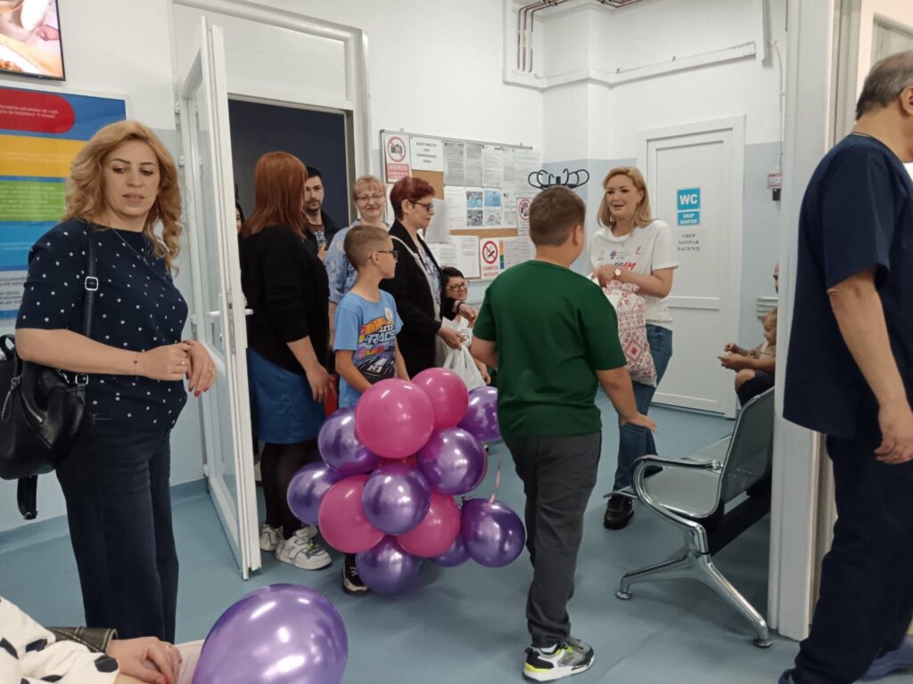 (FOTO) Cadouri pentru copiii internați la Spitalul Județean 1 cadouri copii spital Buzău