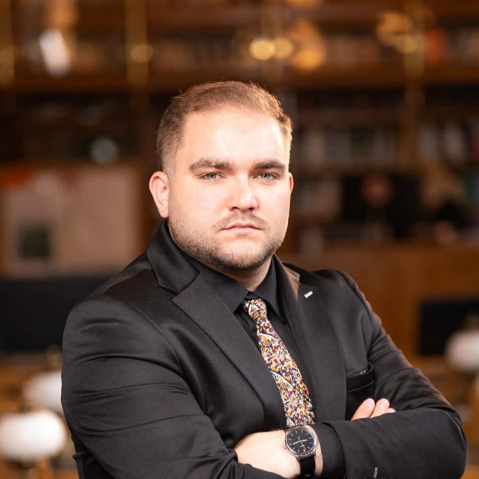 Buzoianul Daniel Șuțu, șef de promoție la Facultatea de Istorie a Universității București 1 Andrei-Daniel Șuțu Buzău șef promoție Istorie