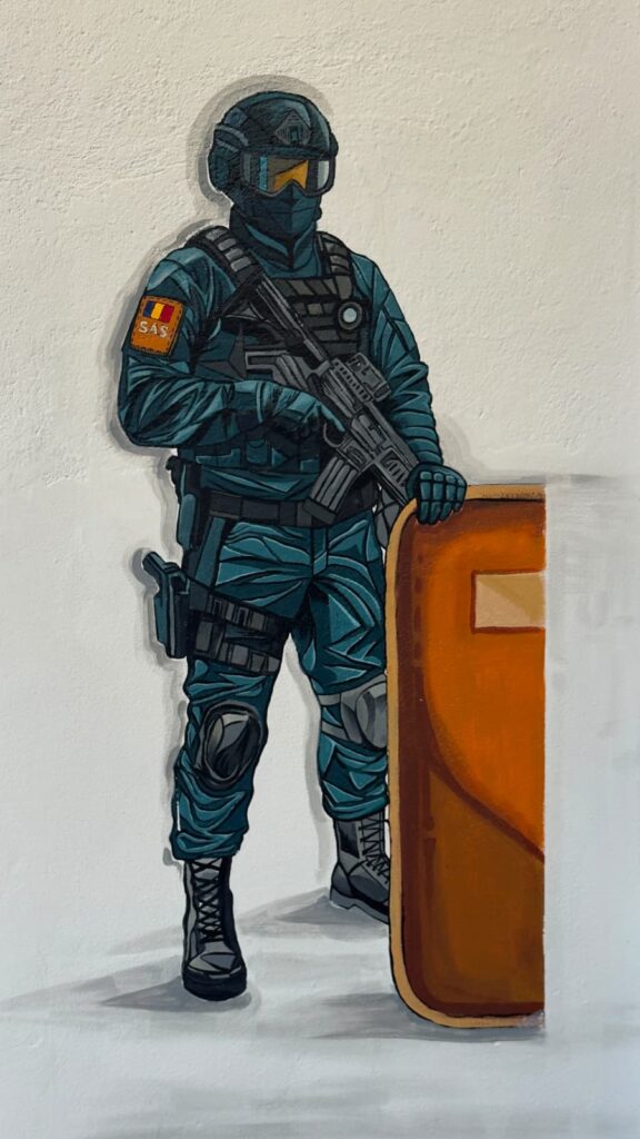 (VIDEO) Ce transformare! Sala de sport a polițiștilor buzoieni, animată de picturile elevilor de la Arte 5 sală de sport IPJ Buzău picturi elevi Liceul de Arte