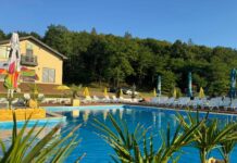 Piscina Vaya Retreat își redeschide porțile! Start de sezon cu „Burger Days” și atmosferă de vacanță