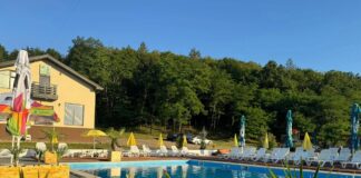 Piscina Vaya Retreat își redeschide porțile! Start de sezon cu „Burger Days” și atmosferă de vacanță