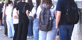 Două medii de 10. Peste 600 de absolvenți buzoieni au picat bacalaureatul. Iată rezultatele!