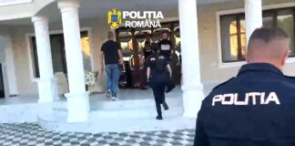 (VIDEO) Percheziții. Cămătari săltați de mascați. Ce avere au făcut din amenințări și șantaj