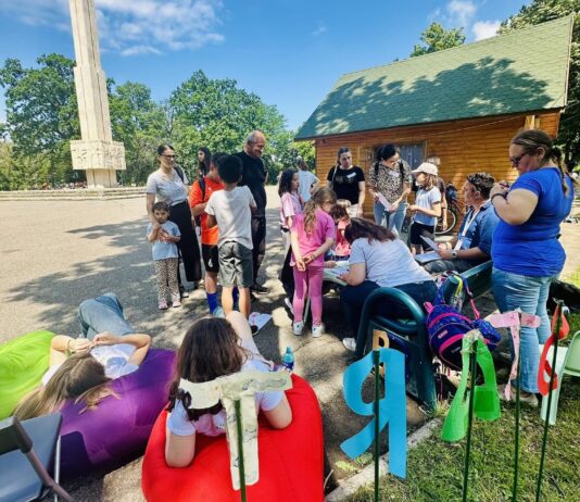 Copiii, așteptați la Școala din Parc. Iată activitățile programate în Crâng și Tineretului!