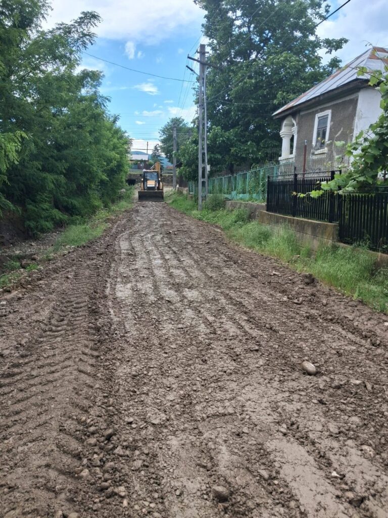 (FOTO) CISLĂU. Apelul primarului, după pagubele produse în comună 2 anunț primar Cislău, apel primar comuna Cislău inundații