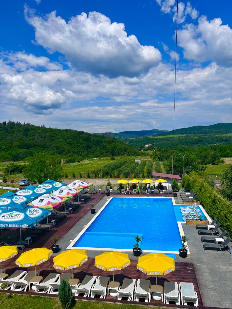 Arome românești și voie bună la Vaya! Weekend tradițional cu grătare încinse și preparate pentru toate gusturile 2 weekend arome românești Vaya Retreat