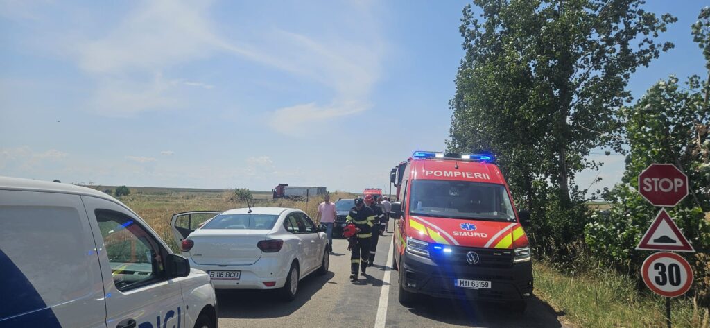 (UPDATE/VIDEO/FOTO) Cercetări la fața locului. Dronă căzută pe câmp, între Padina și Pogoanele. A fost doborâtă de un avion F-16 19 Ro Alert Buzău drone