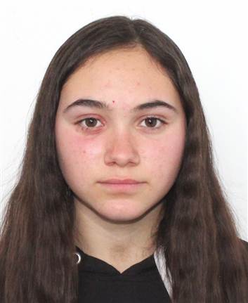 AȚI VĂZUT-O? Adolescentă de negăsit. Apelulul familiei și Poliției