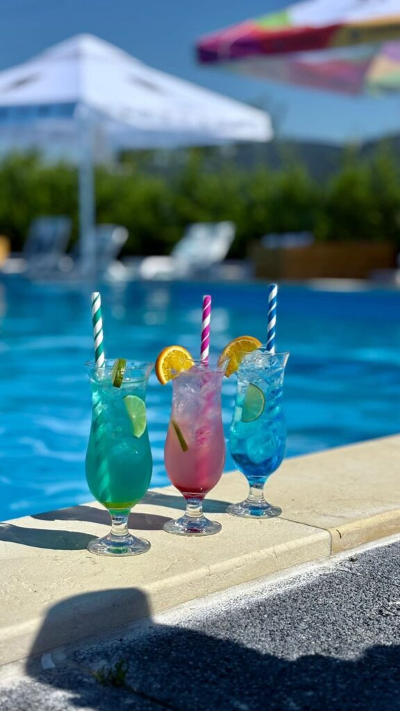O escapadă grecească în inima Buzăului: Weekend mediteranean cu preparate live, la Vaya Retreat 2 piscina Vaya Retreat, Vaya Retreat weekend grecesc 1-2 august 2026