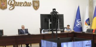 (FOTO) Proiectele PNRR, în videoconferință. Mesajul transmis de prefectul Leonard Dimian