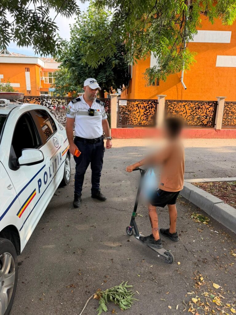 (FOTO) Polițiștii buzoieni, către părinți: Preveniți tragediile! Explicați-le riscurile! 3 acțiuni preventive IPJ Buzău, recomandări Poliție părinți Buzău, trotinete electrice