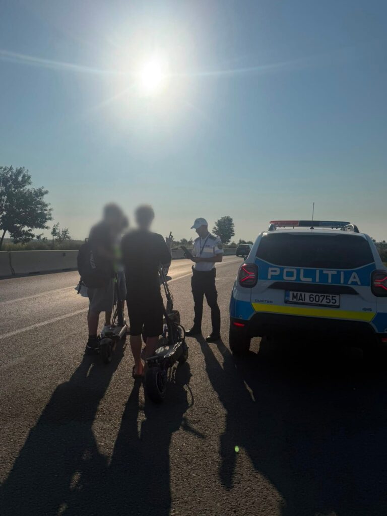 (FOTO) Polițiștii buzoieni, către părinți: Preveniți tragediile! Explicați-le riscurile! 4 acțiuni preventive IPJ Buzău, recomandări Poliție părinți Buzău, trotinete electrice