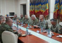(FOTO) Comandantul Forțelor Terestre din Bulgaria, vizită la Divizia 2 Infanterie „Getica” Buzău