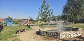 (FOTO) CISLĂU. Parc renovat. Primar: Să ne bucurăm de el și să-l păstrăm frumos pentru copiii noștri!