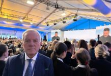 (FOTO) Primarul Toma, la Summit, alături de Nicușor Dan și Volodimir Zelenski. „Am fost înjurat ca la ușa cortului”