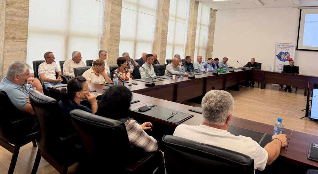 (FOTO) Primarii buzoieni, în ședință. Sesiune extraordinară a ACoR: Cooperarea între comune pentru servicii publice mai eficiente 3 Adunarea Generală a Filialei Județene ACoR, Asociația Comunelor din România -filiala Buzău, ședință primari