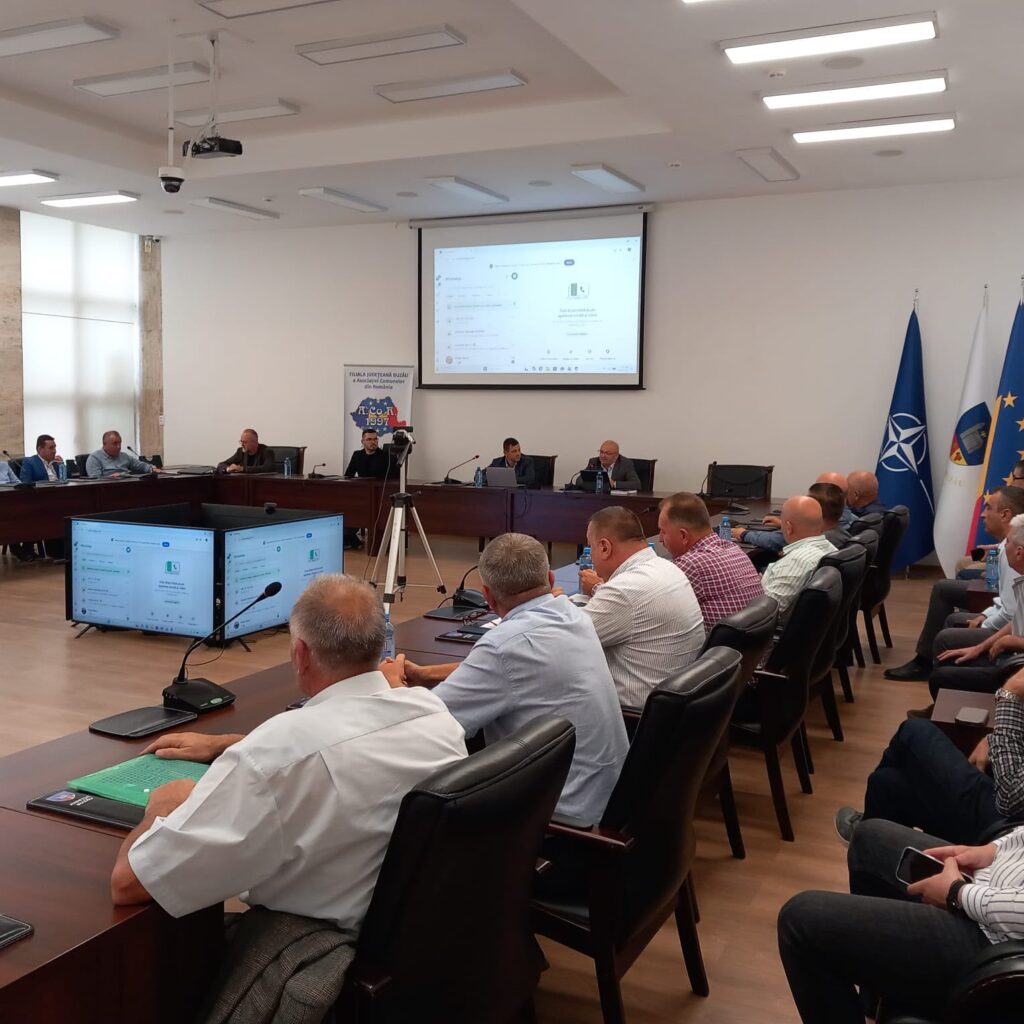 (FOTO) Primarii buzoieni, în ședință. Sesiune extraordinară a ACoR: Cooperarea între comune pentru servicii publice mai eficiente 4 Adunarea Generală a Filialei Județene ACoR, Asociația Comunelor din România -filiala Buzău, ședință primari