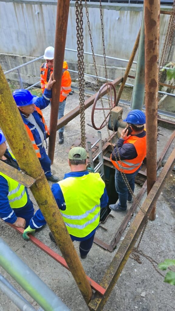 anunț Compania de Apă Buzău, lucrări Baraj Cireșu Valea Slănicului