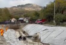 (VIDEO) Consolidare avansată, pe DJ 205, în comuna Breaza