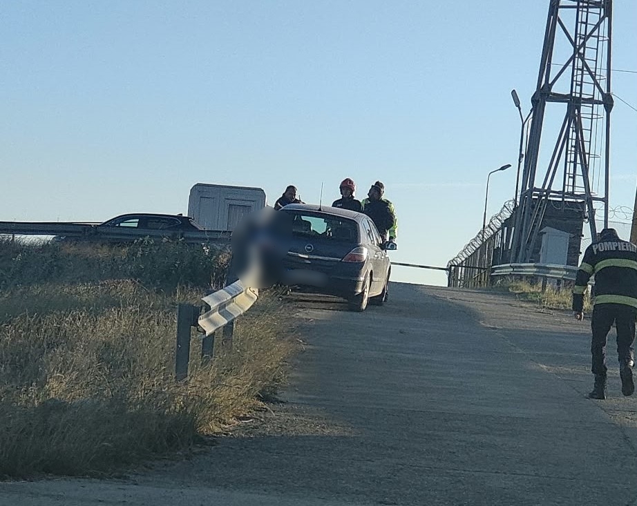 TRAGEDIE. Bărbat strivit de portiera de la mașină, în Vernești 1 bărbat strivit portieră mașină Vernești, tragedie Vernești