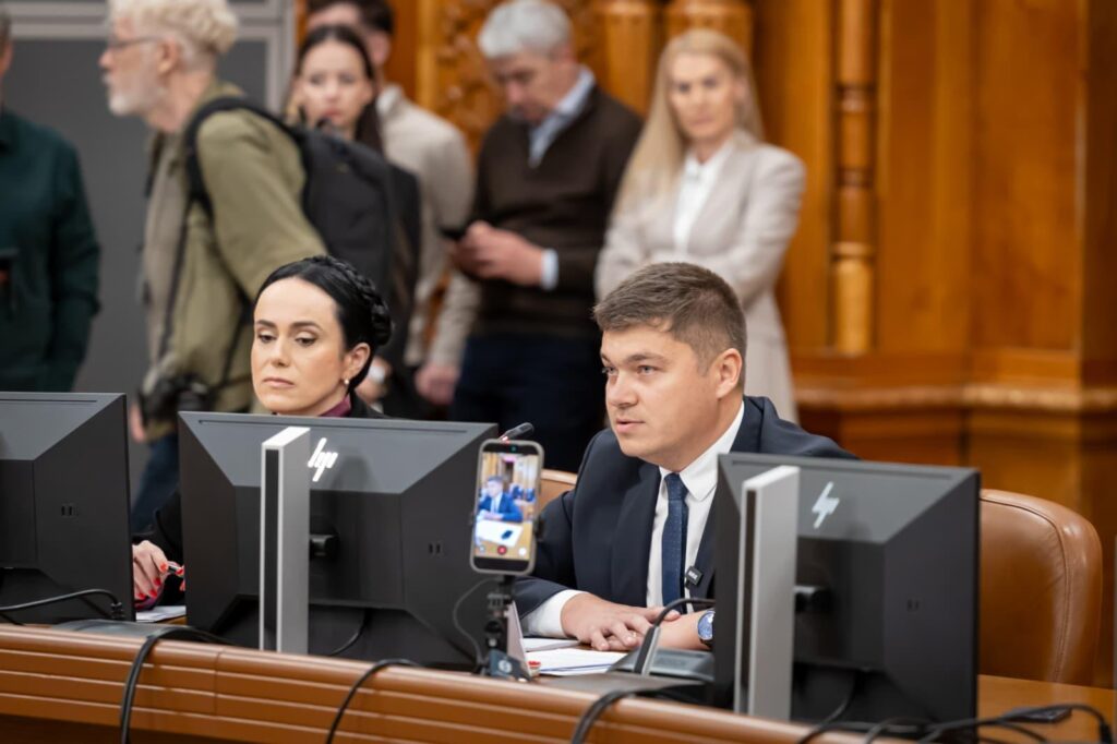(VIDEO) Azi va depune jurământul de ministru. Buzoianul Alexandru Stoica, aviz favorabil pentru preluarea Dezvoltării 2 audiere Alexandru Stoica aviz favorabil ministrul Dezvoltării