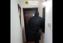 (VIDEO) Buzoiancă păcălită cu 450.000 de lei! Percheziții la autori