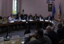 VEZI LIVE ședința de la Palatul Comunal
